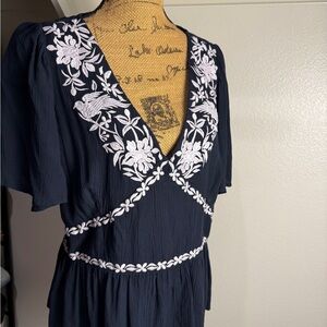 Knox Rose Navy Top with White Logo Tag